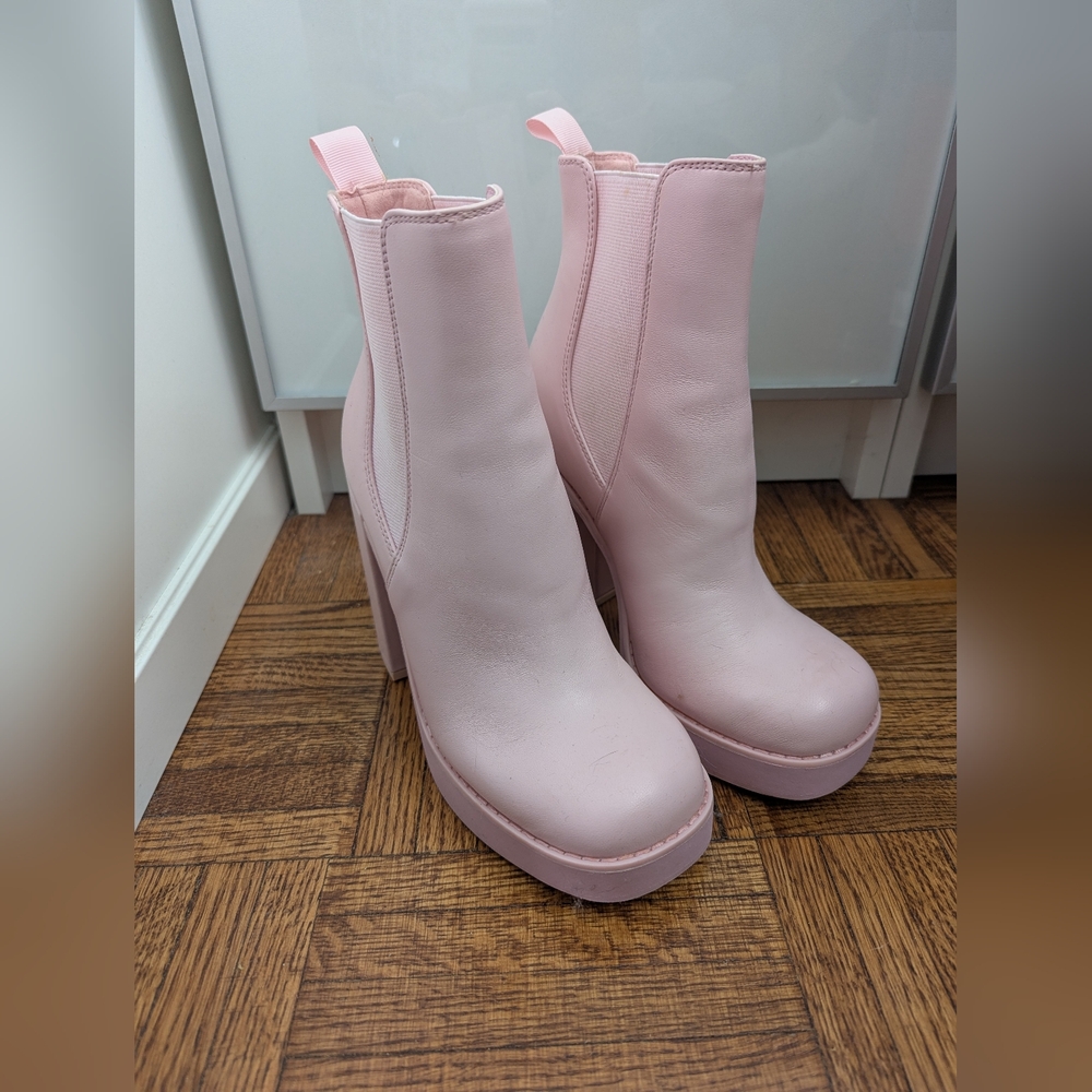 Steve Madden Pink Ankle Booties with Chunky Heel